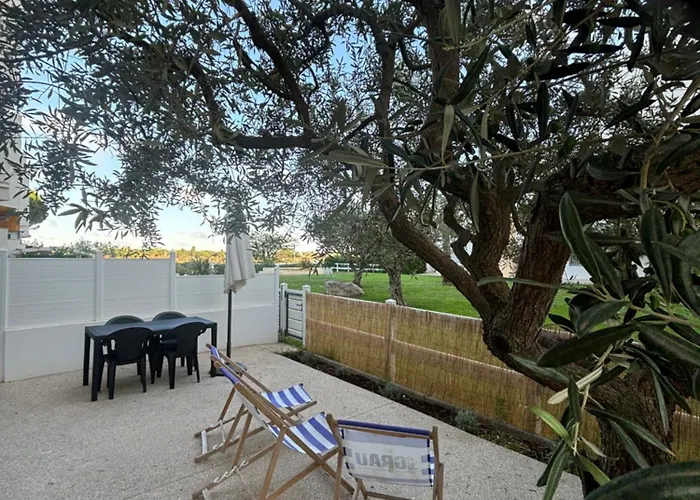 Vue Lac Et Terrasse Superbe Appartement Cosy 4 Pers